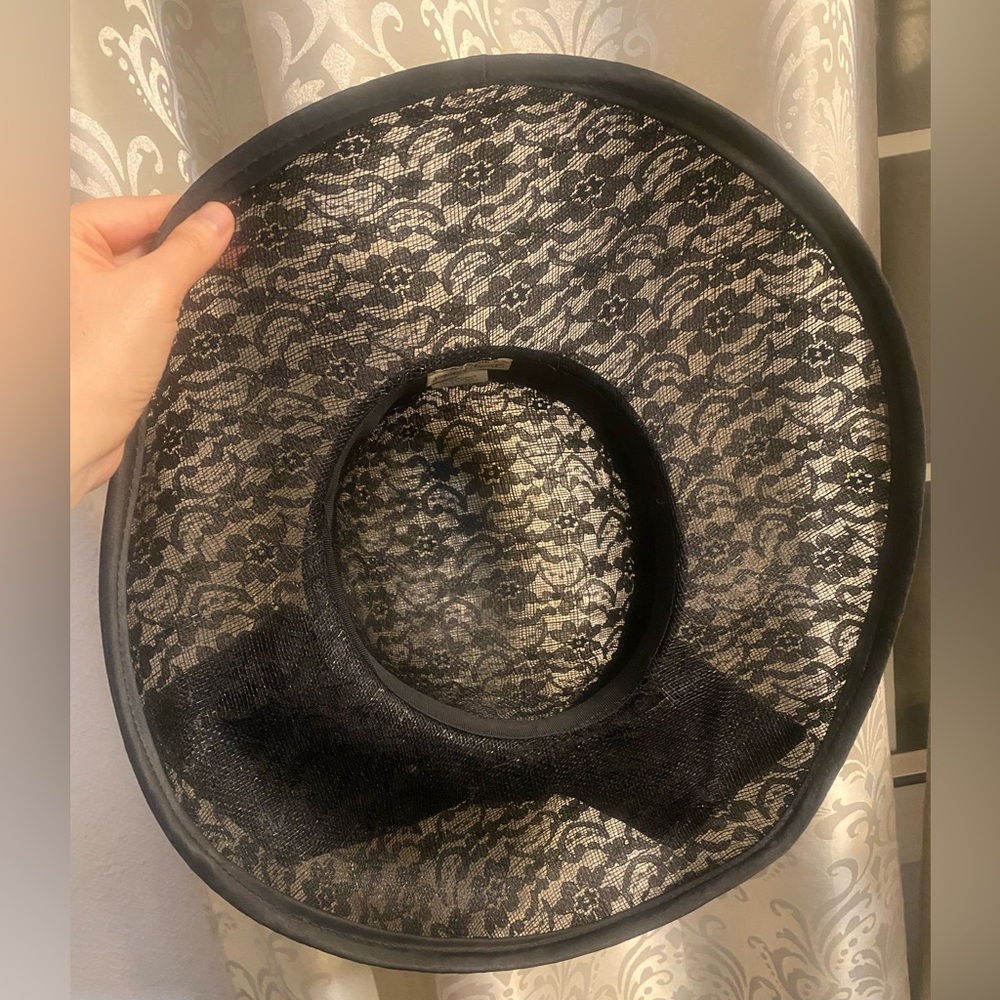 Lace HAT- Italian made - Picture 8 of 12